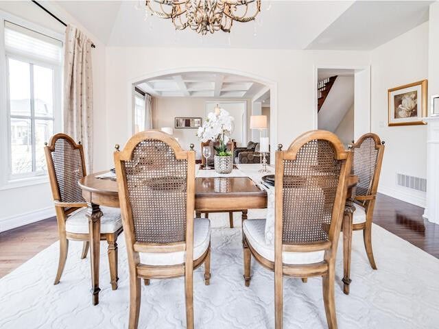 41 Country Club Cres