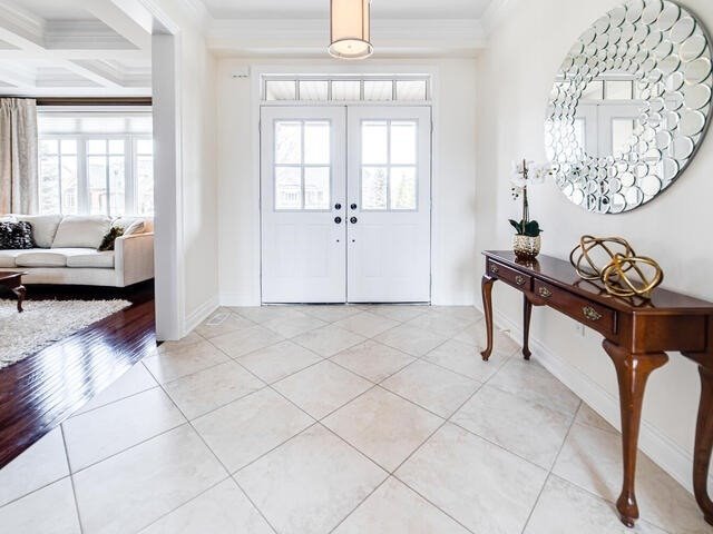 41 Country Club Cres
