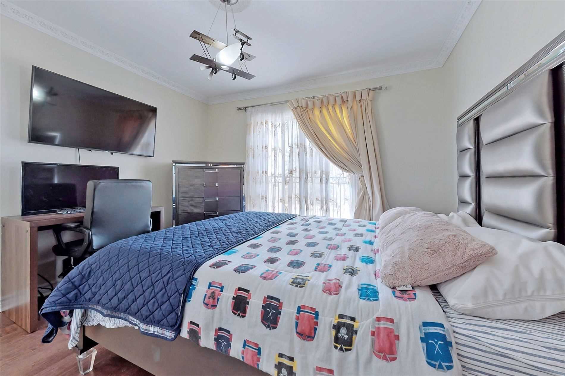 5 Greenan Rd