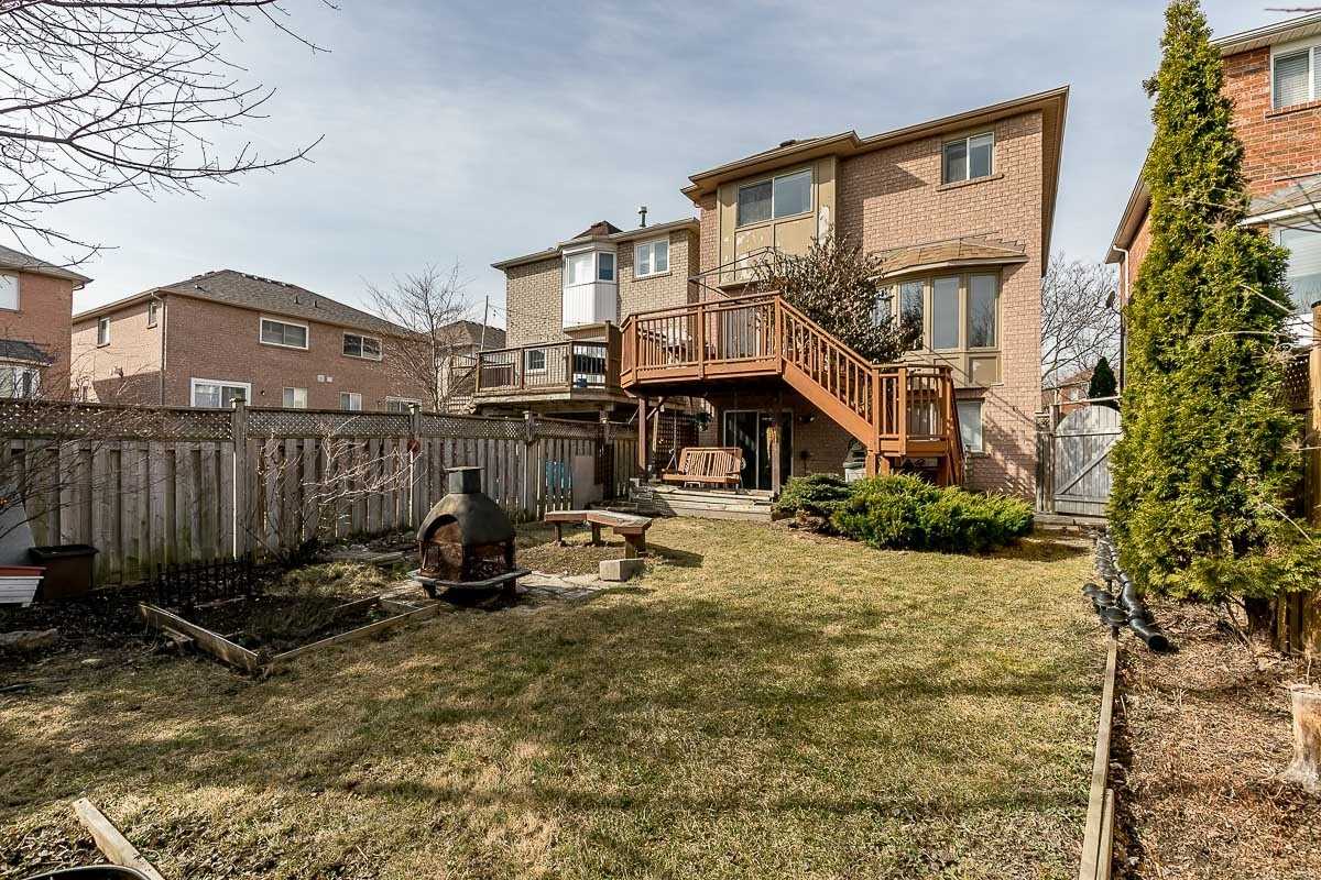 9 Rush Rd