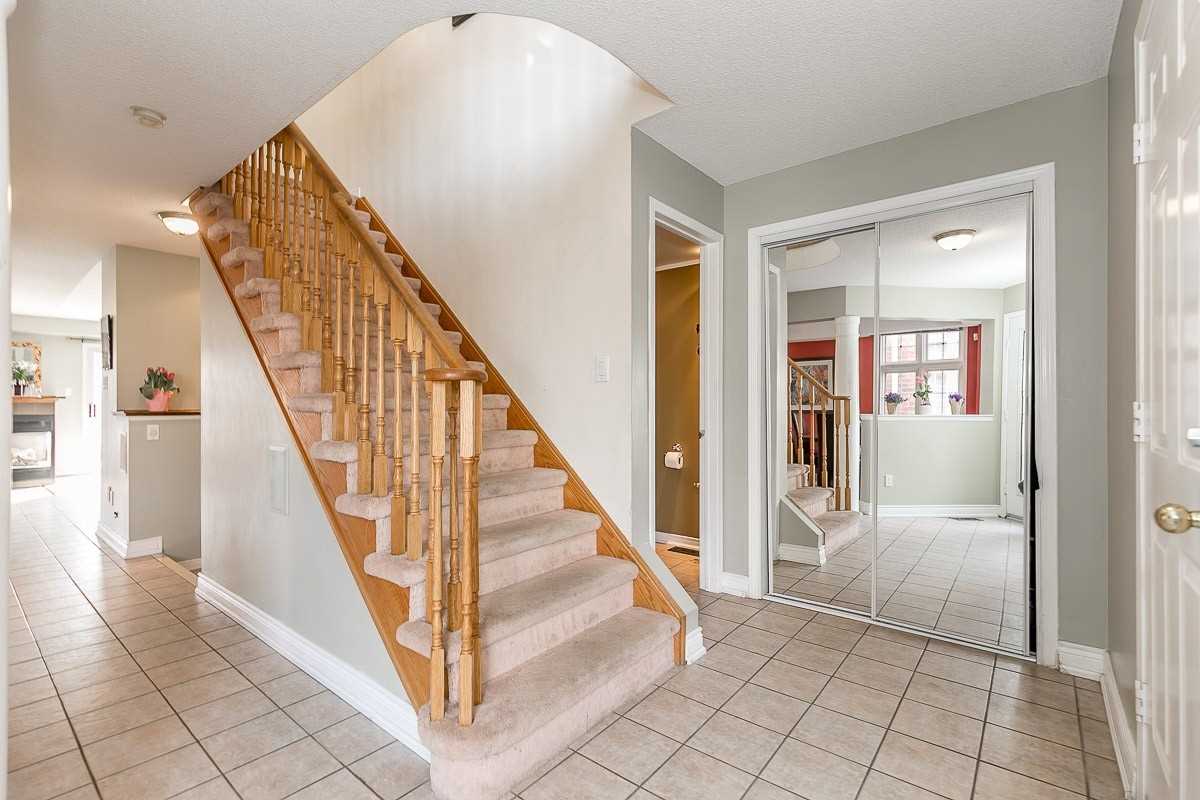 9 Rush Rd