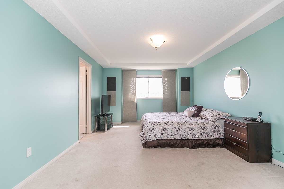 9 Rush Rd
