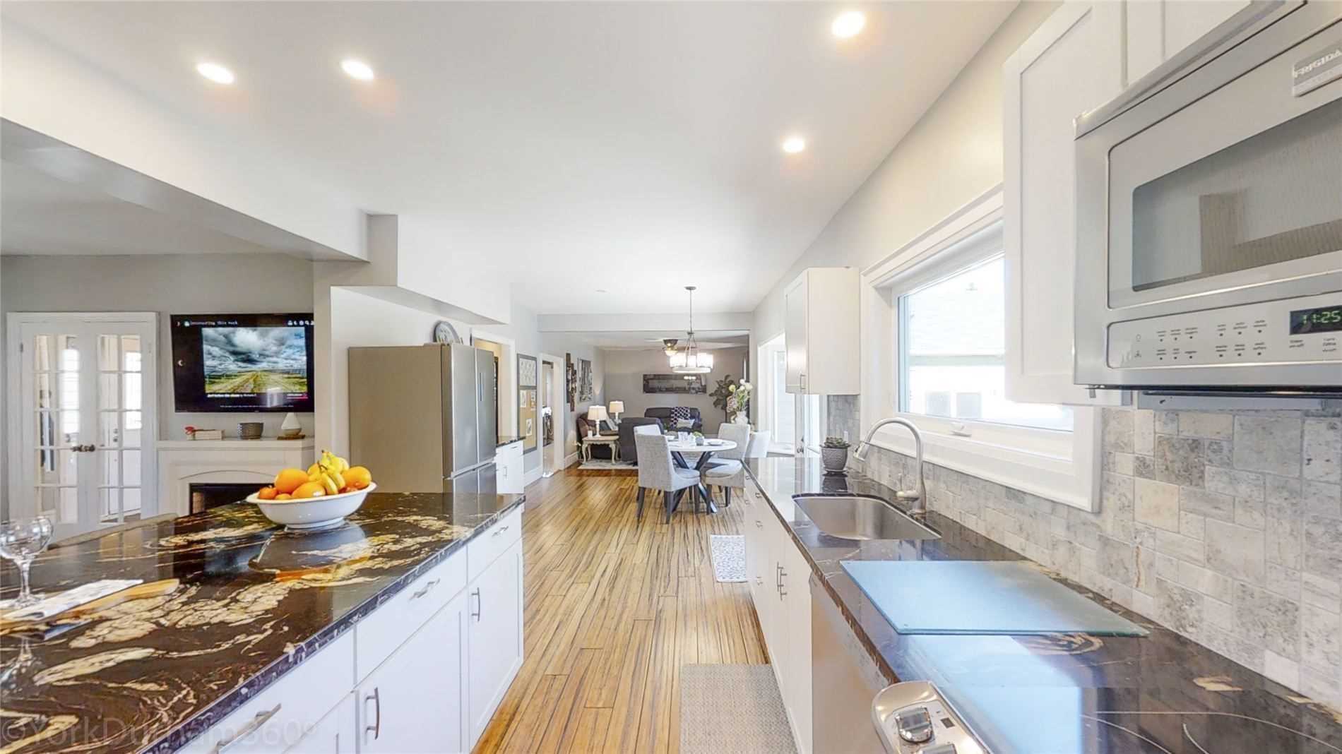 17 Smith Dr
