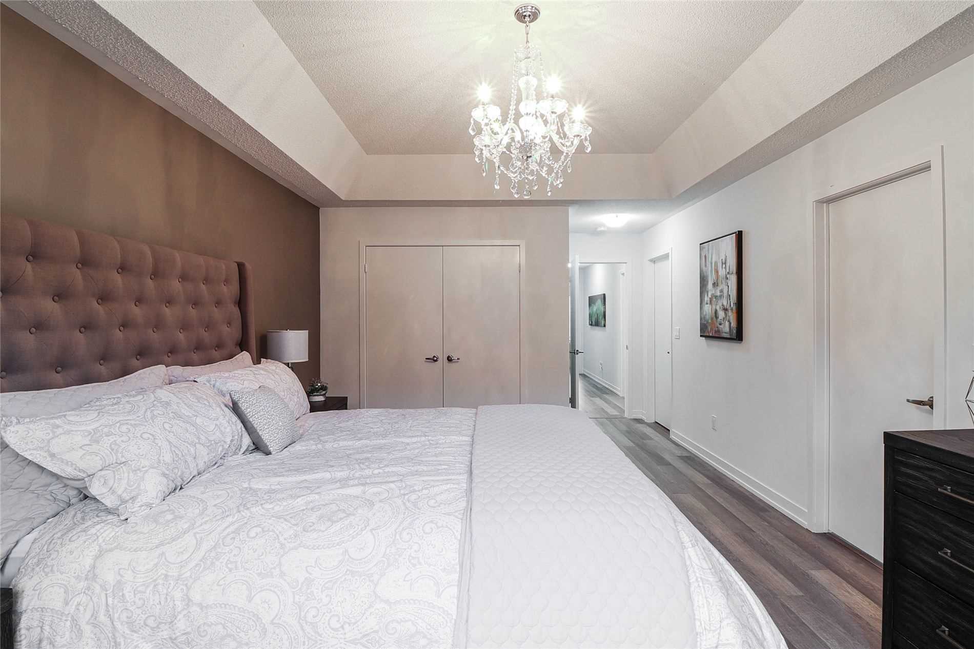 59 Dundonald Tr