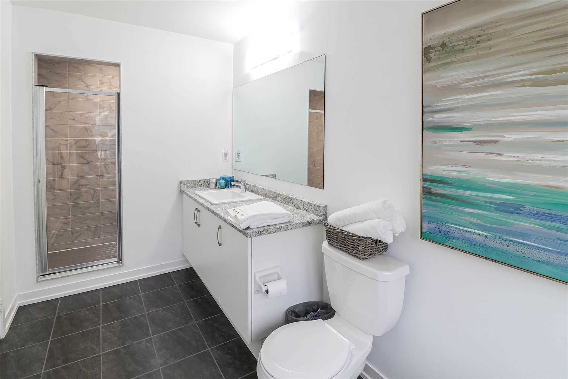 59 Dundonald Tr
