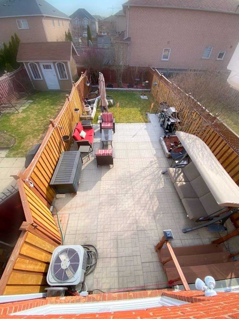 96 Giancola Cres