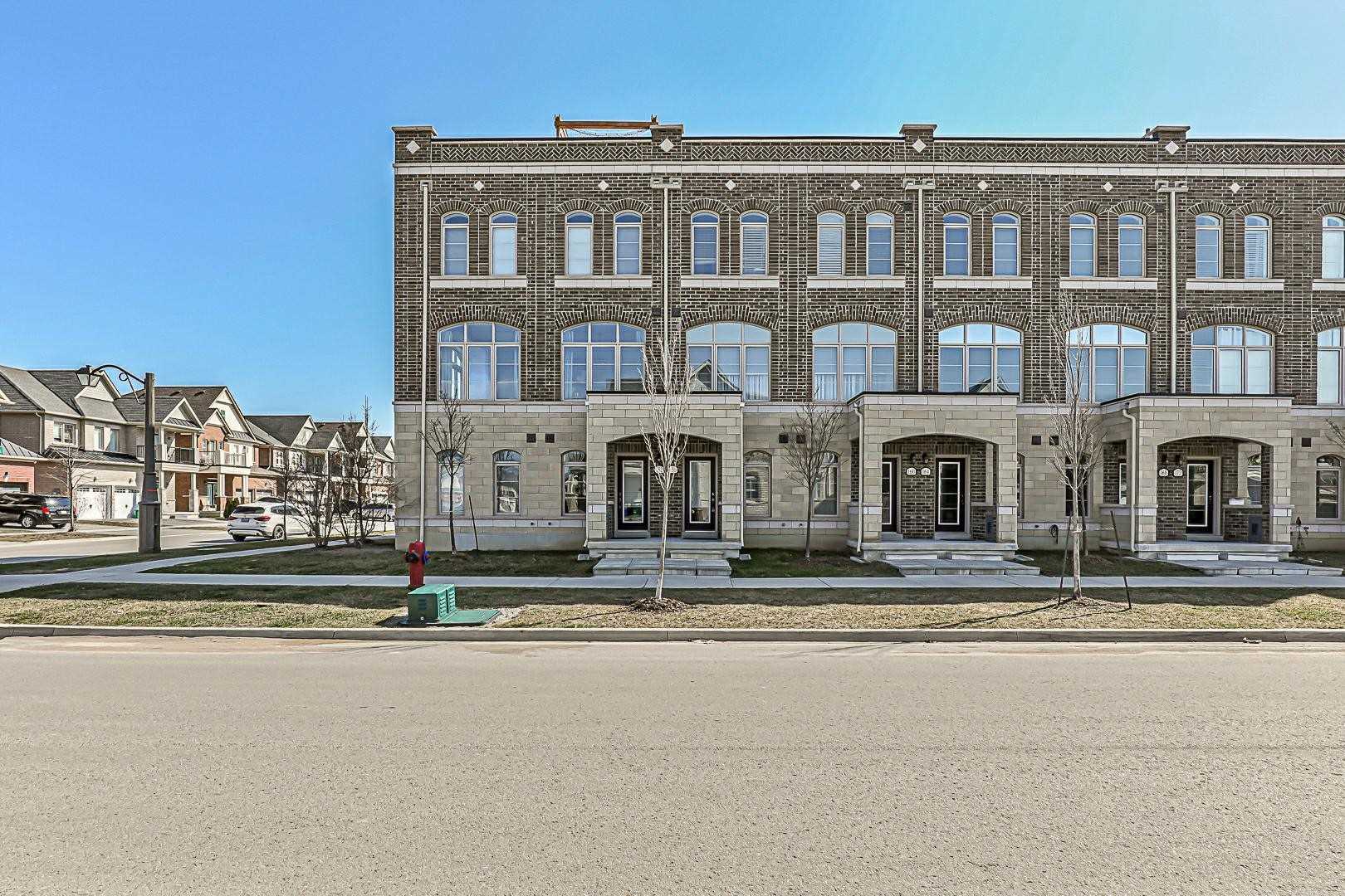 156 Glad Park Ave, #24