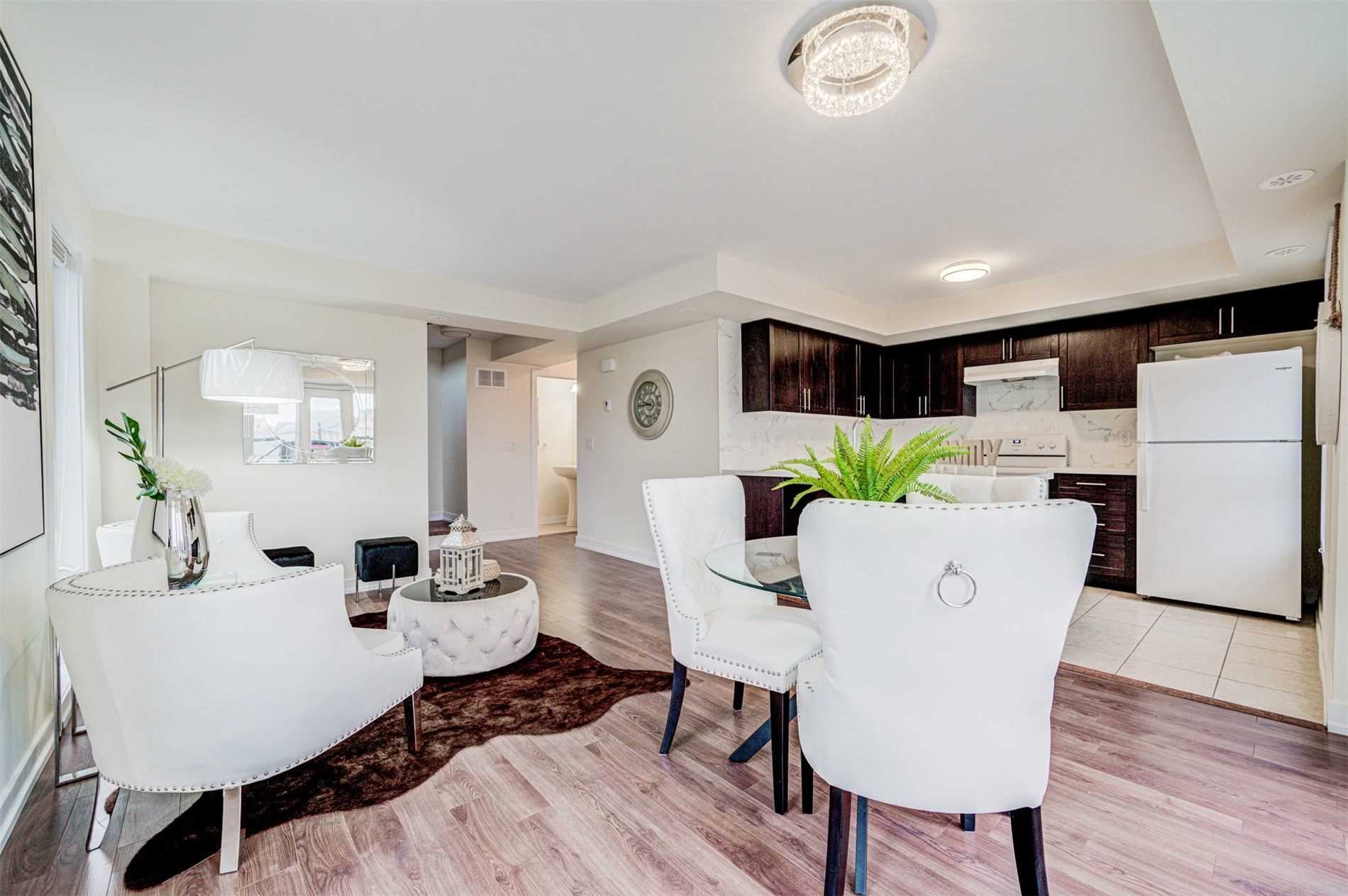11 Dunsheath Way, #1203