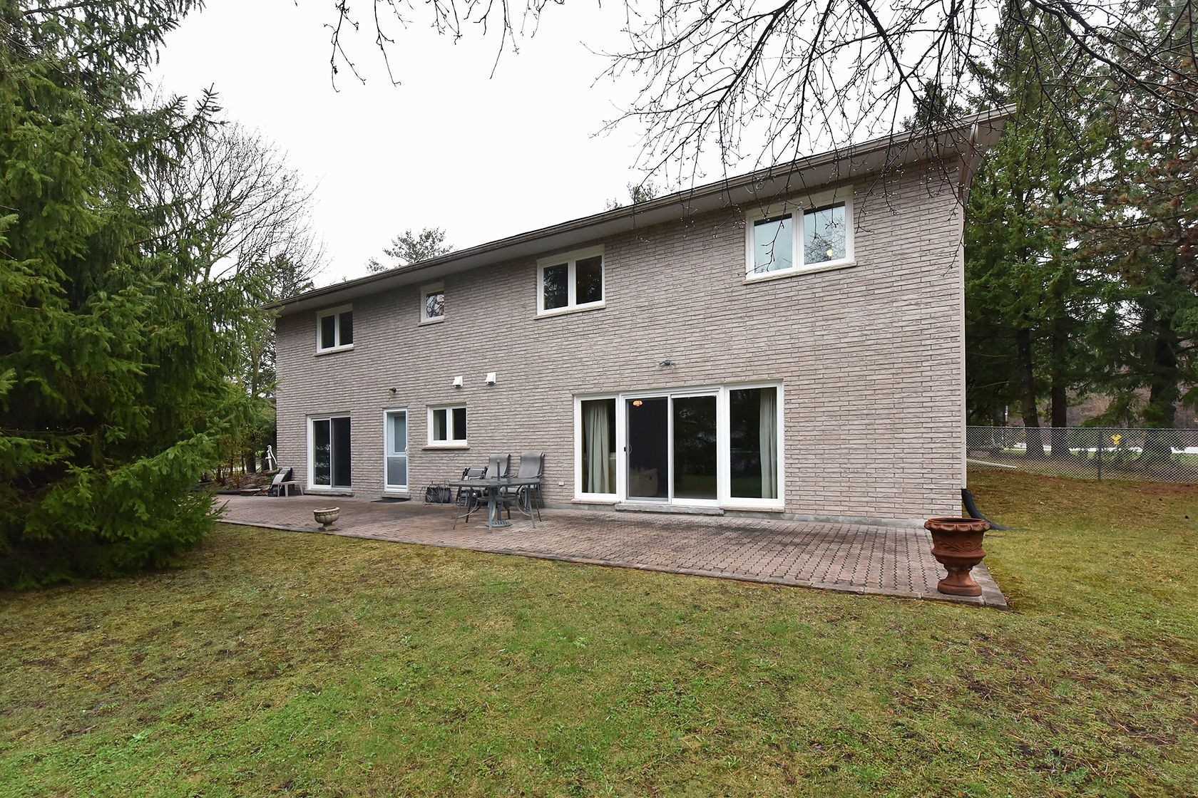 31 Park Cres