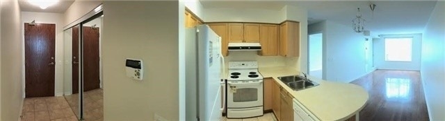 11 Oneida Cres, #401