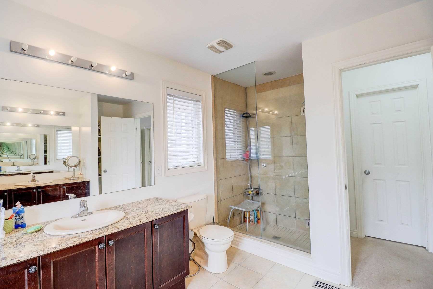 59 Gwillimbury Dr
