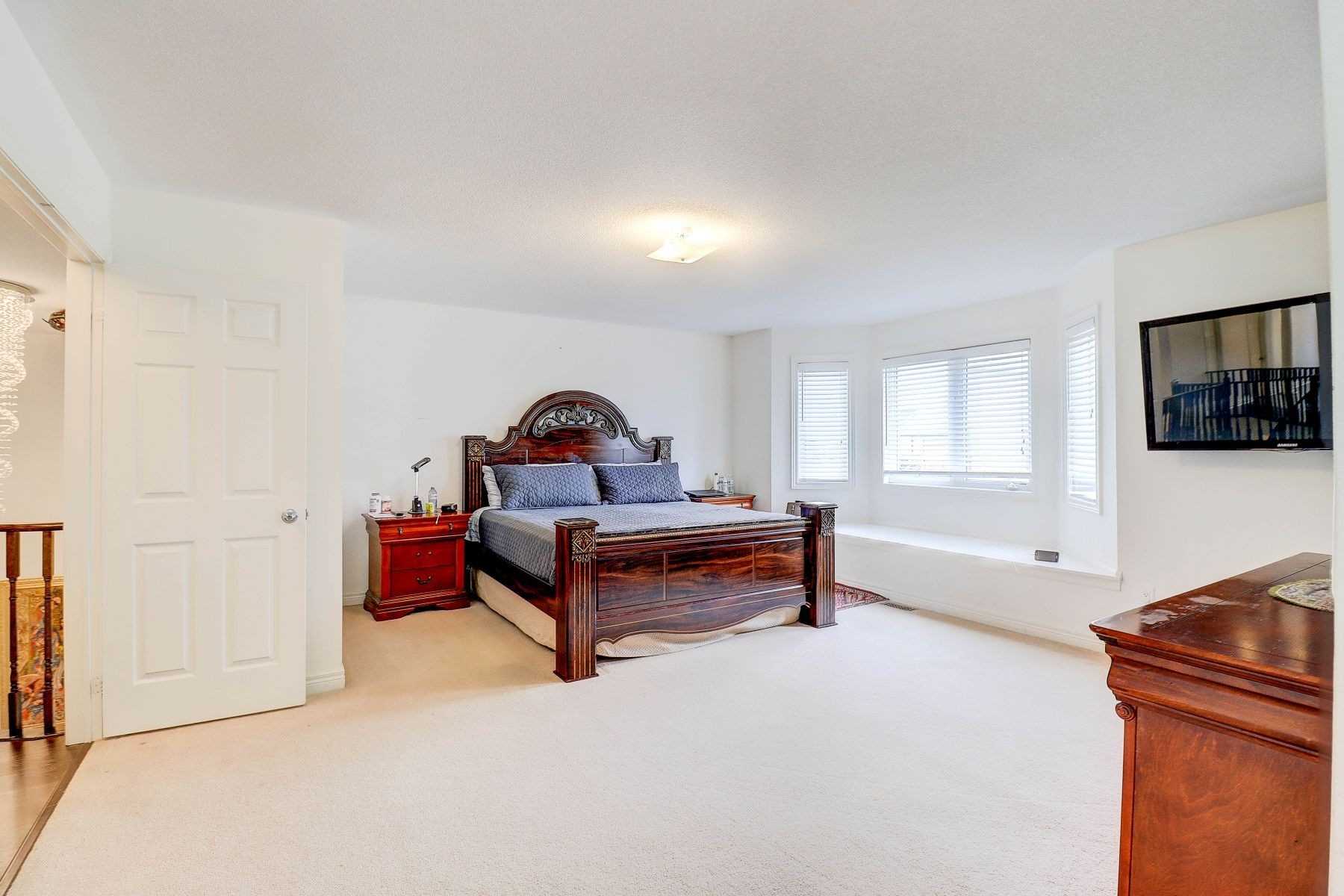59 Gwillimbury Dr