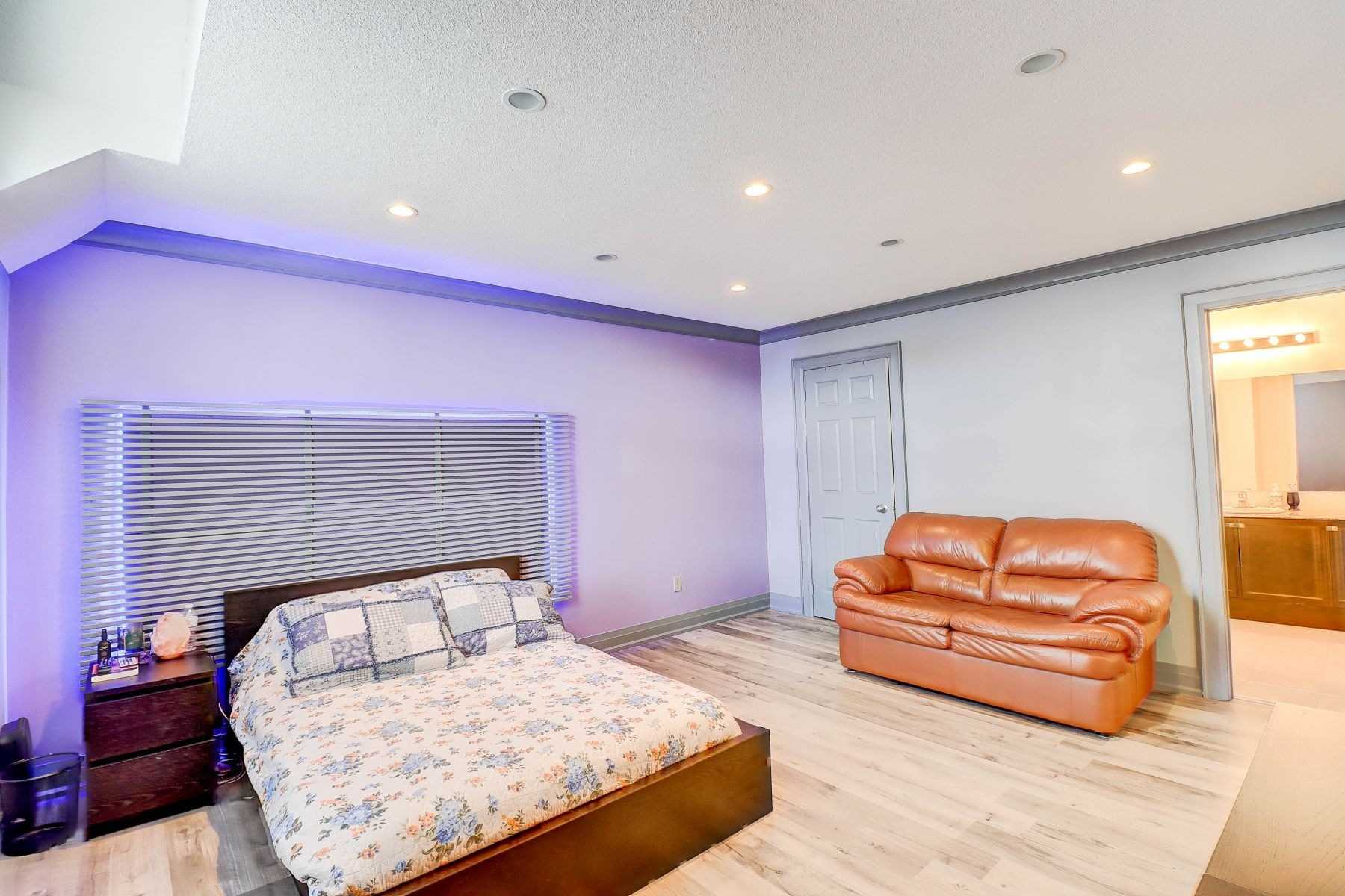59 Gwillimbury Dr