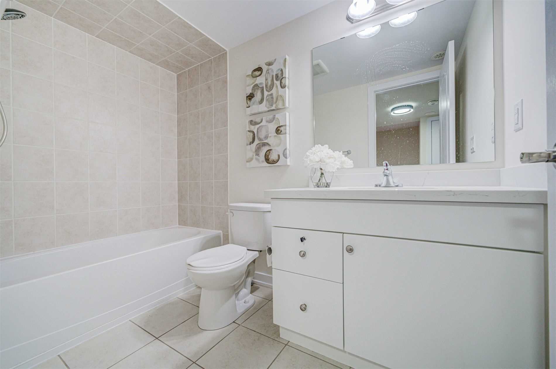 11 Dunsheath Way, #1203