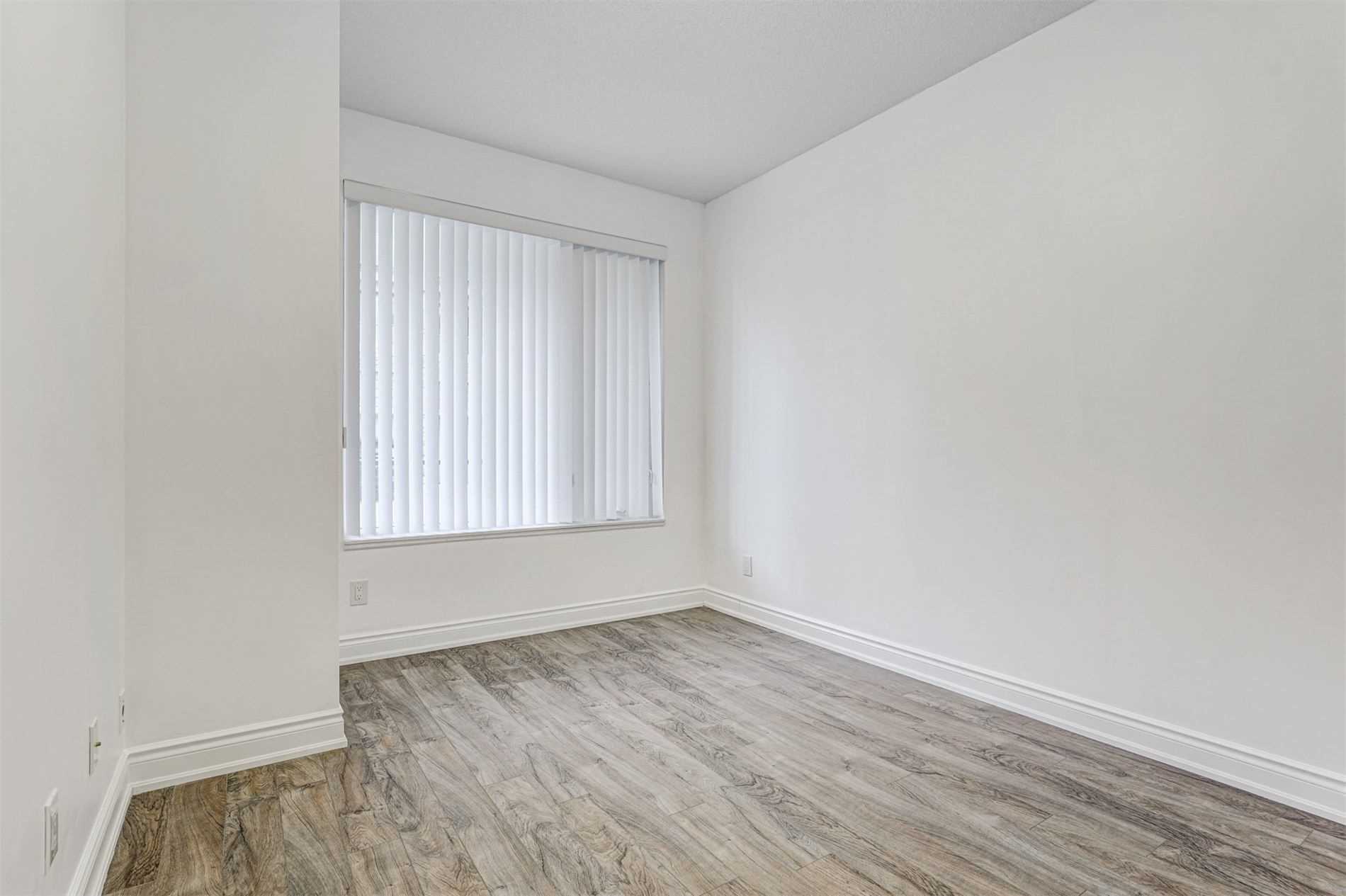 277 South Park Rd, #102