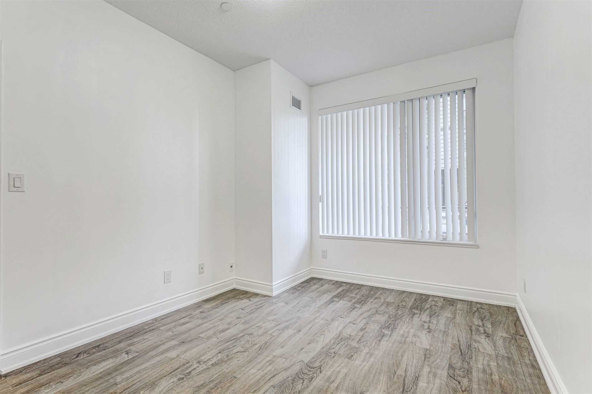 277 South Park Rd, #102