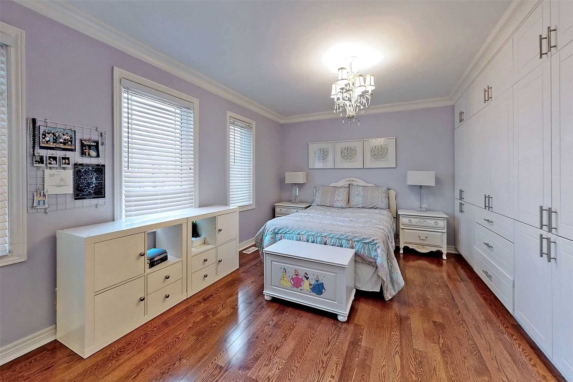 48 Tonner Cres