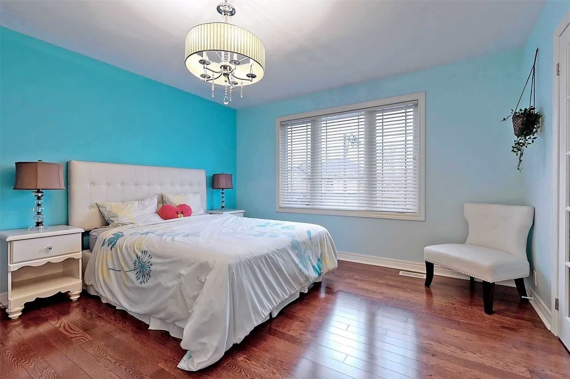 48 Tonner Cres