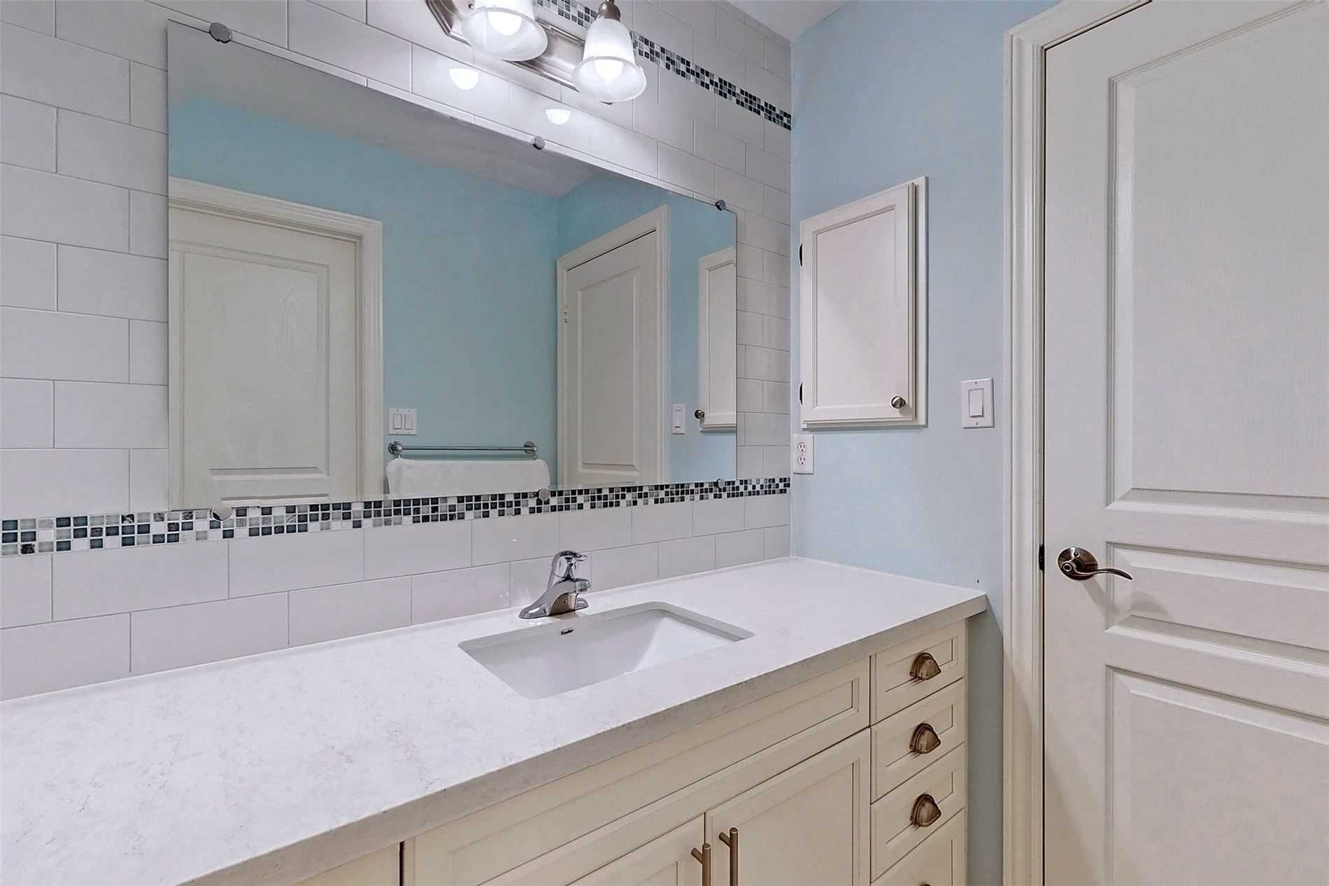 48 Tonner Cres