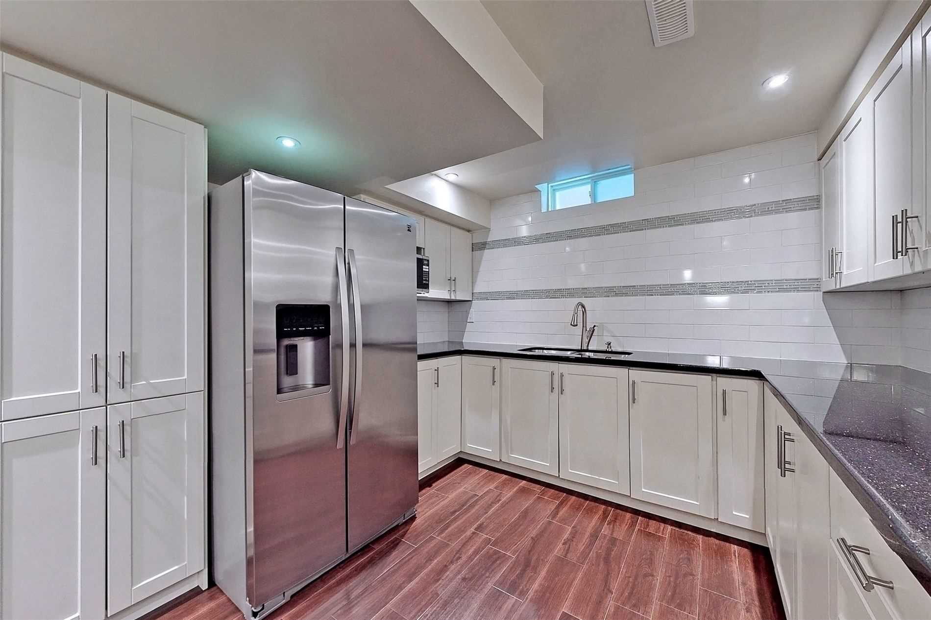 48 Tonner Cres