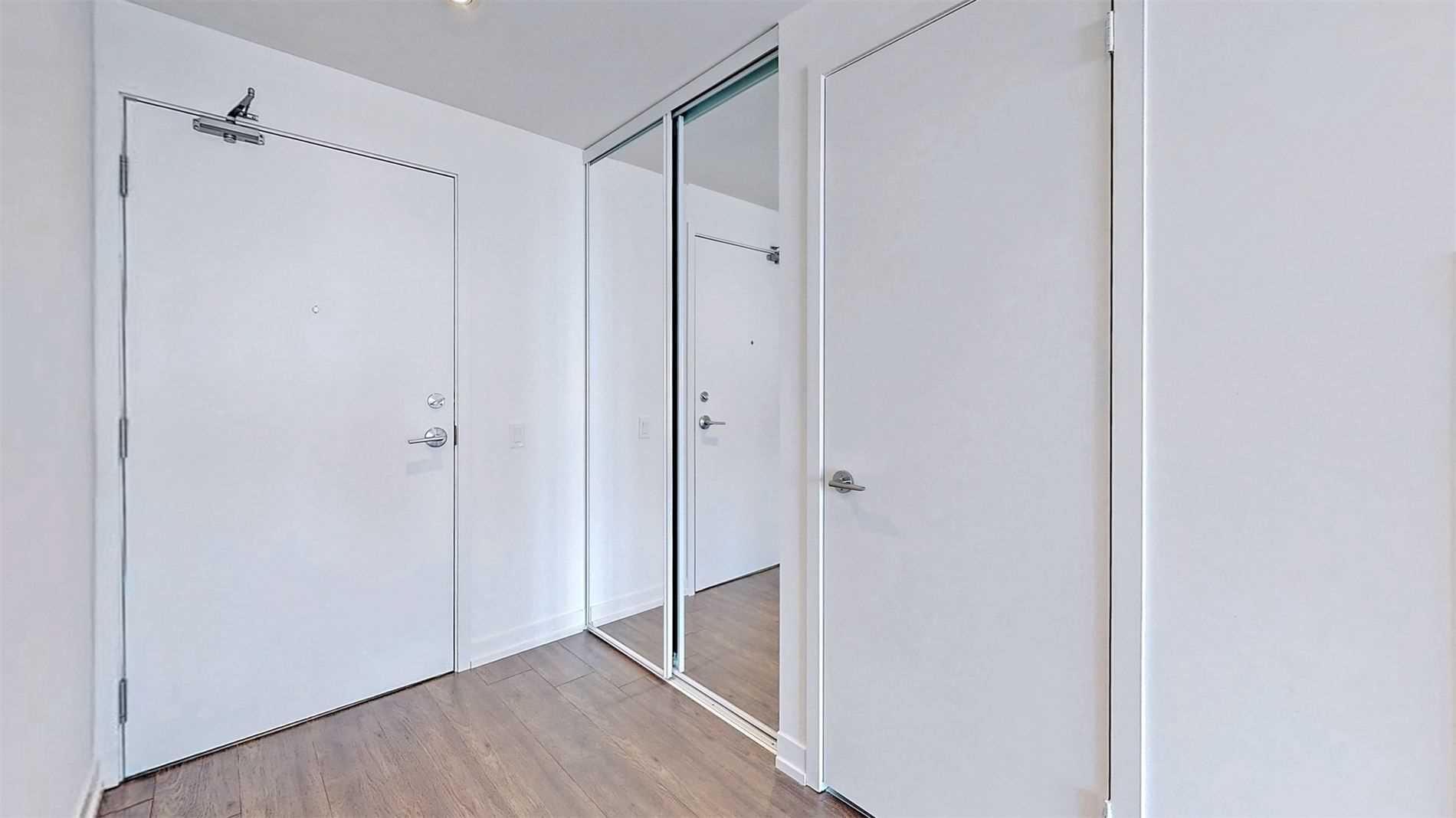898 Portage Pkwy, #6101