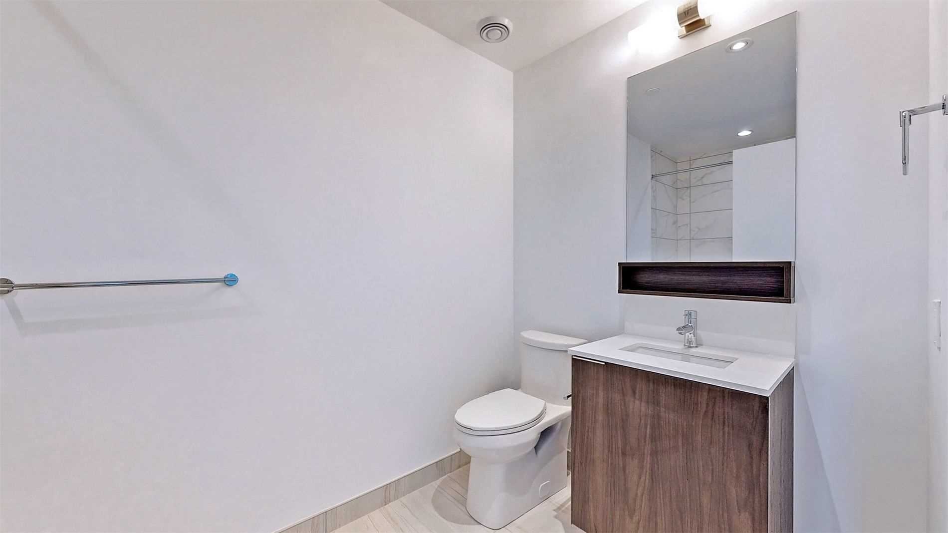 898 Portage Pkwy, #6101