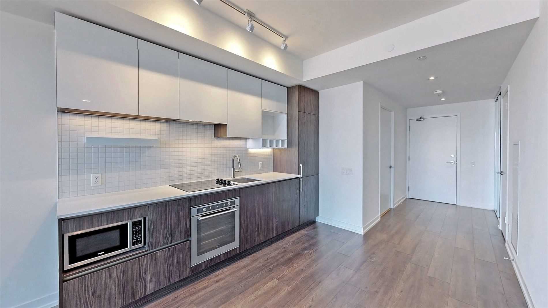 898 Portage Pkwy, #6101