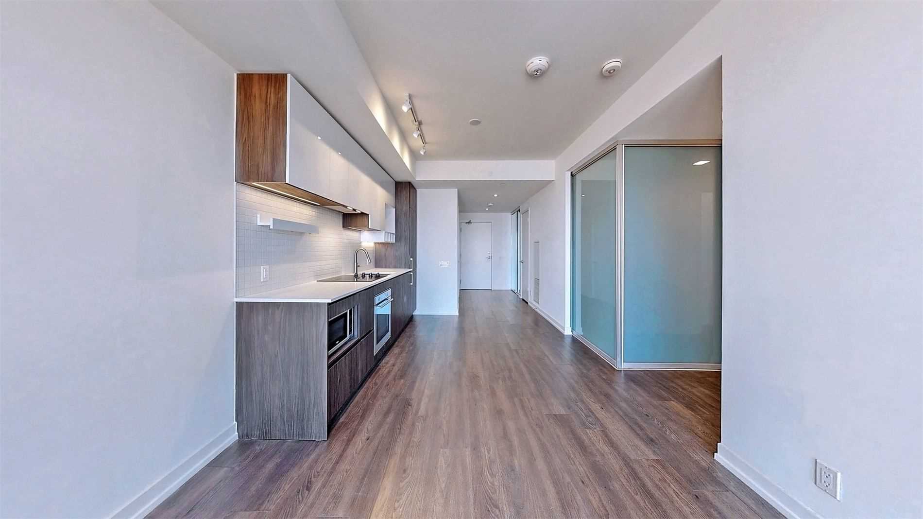 898 Portage Pkwy, #6101