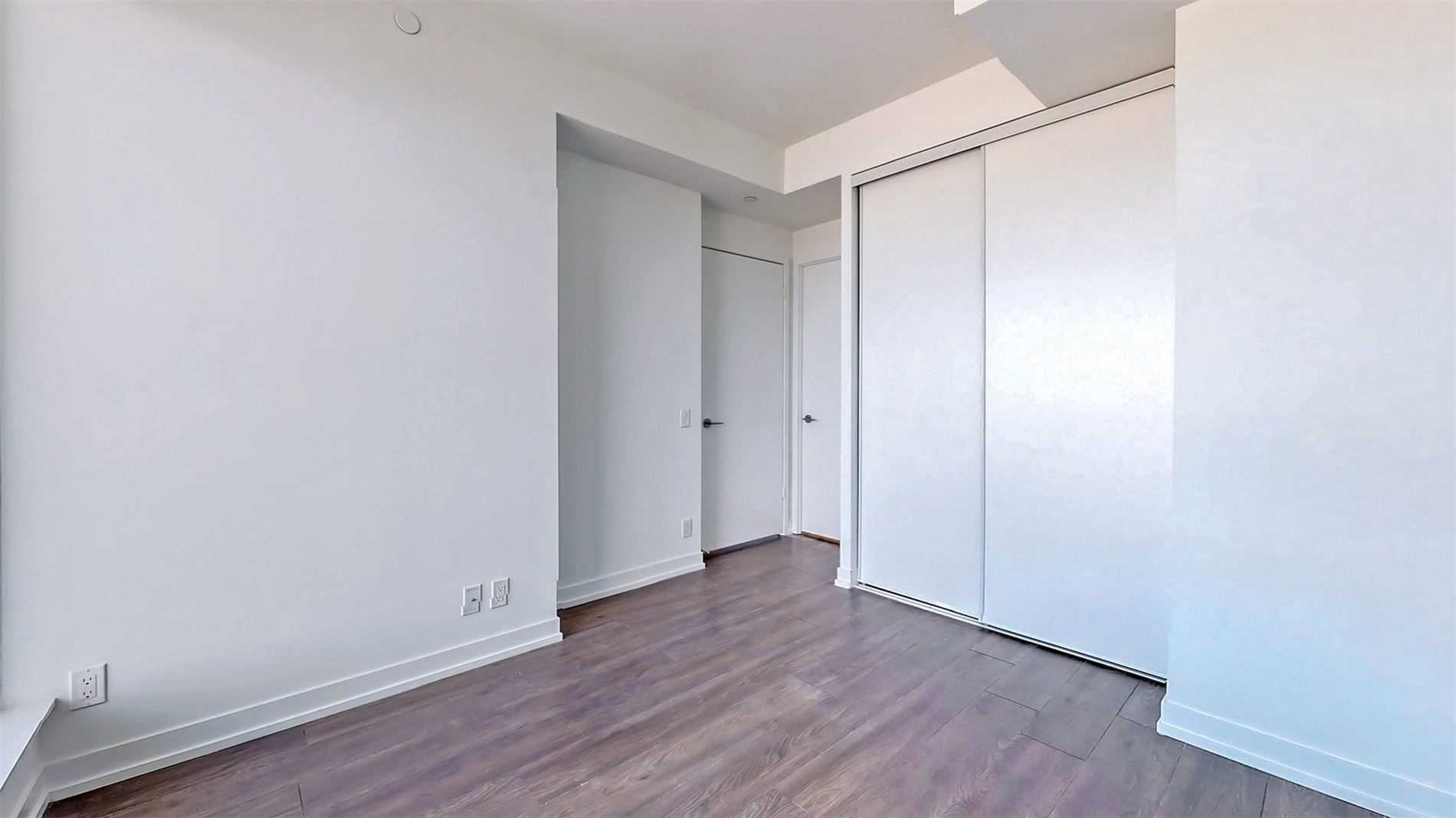 898 Portage Pkwy, #6101