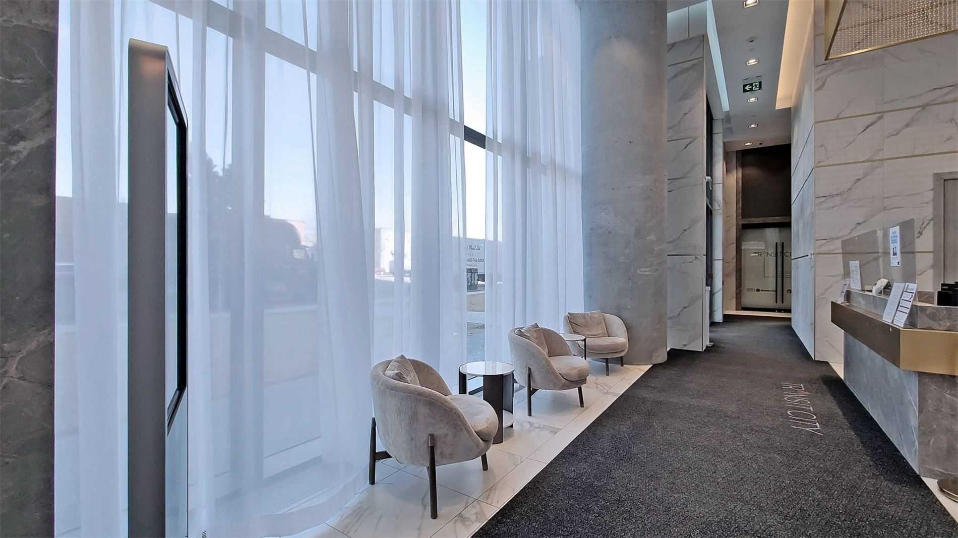 898 Portage Pkwy, #6101