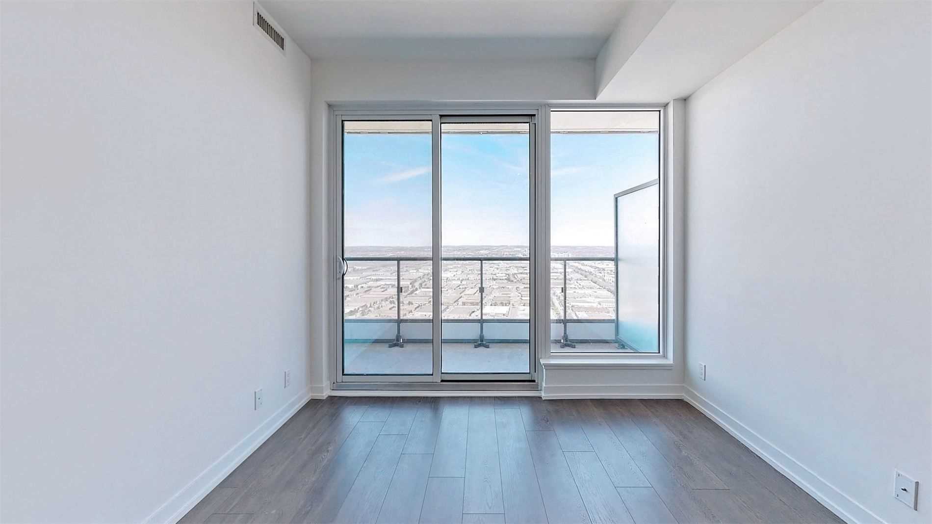 898 Portage Pkwy, #6101