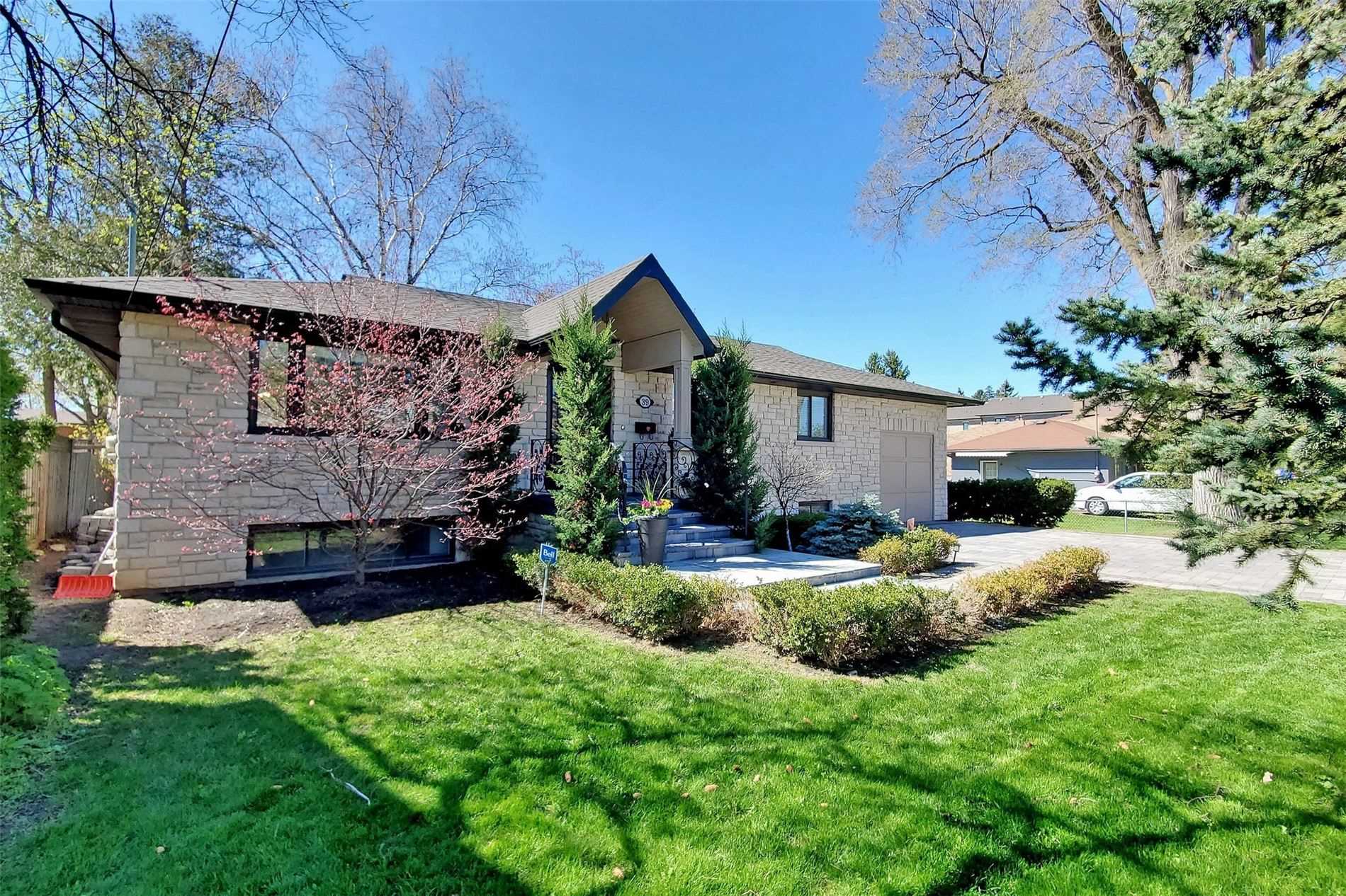 39 Westwood Lane