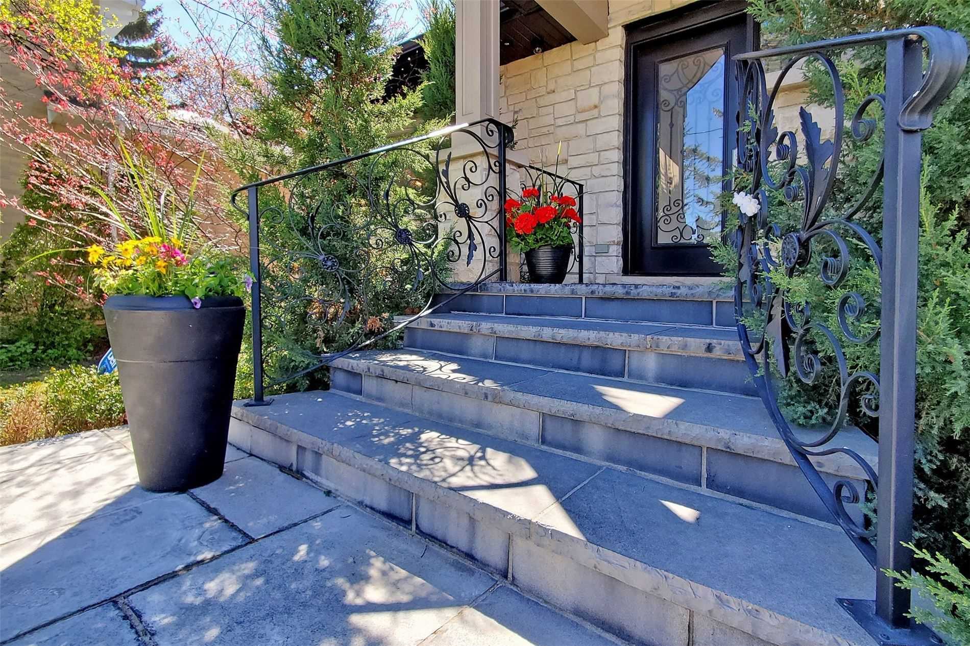 39 Westwood Lane