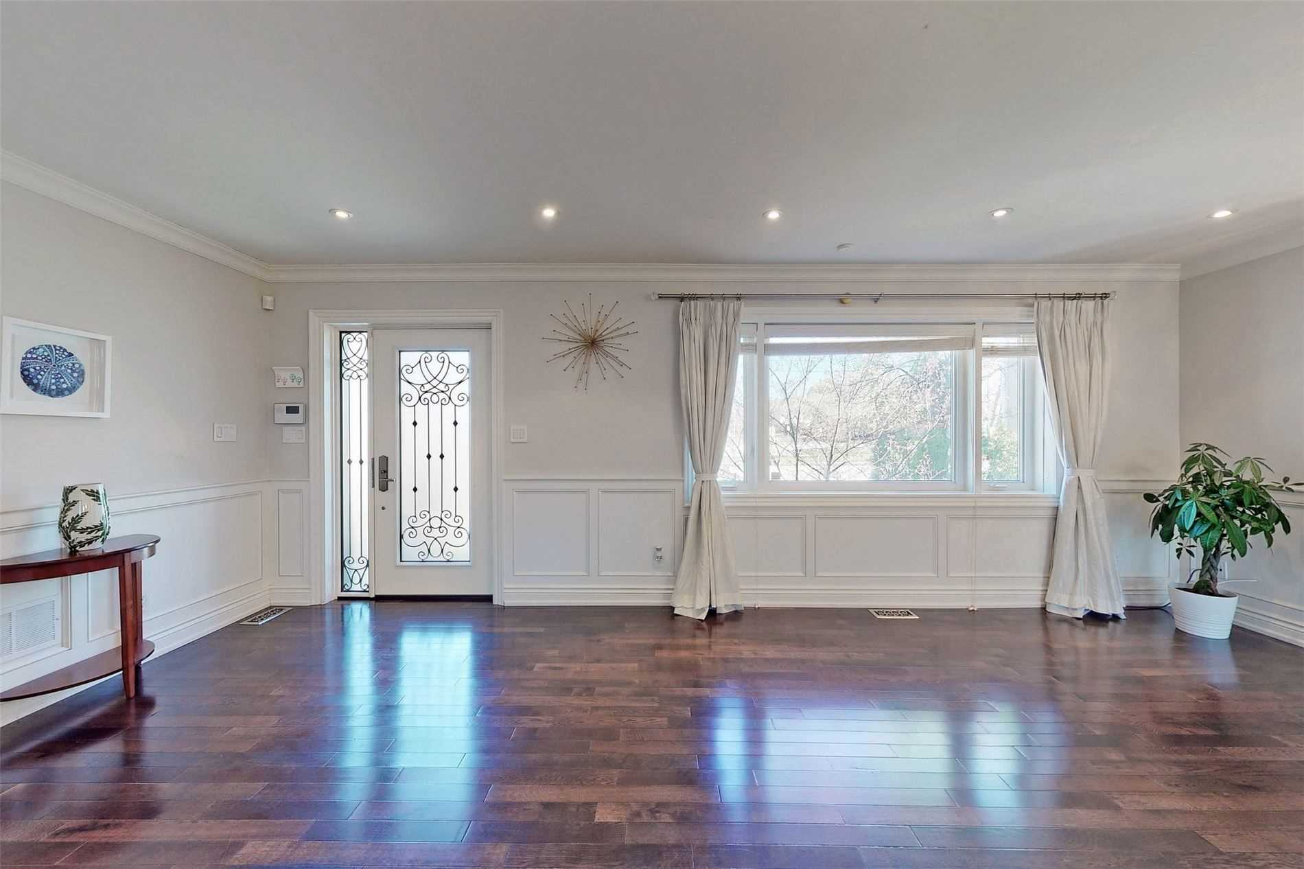 39 Westwood Lane