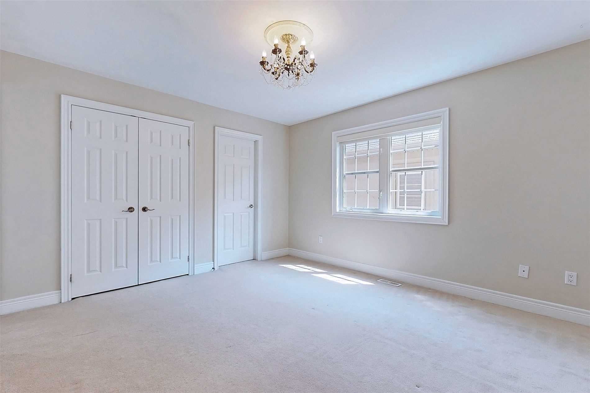 40 Gladue St