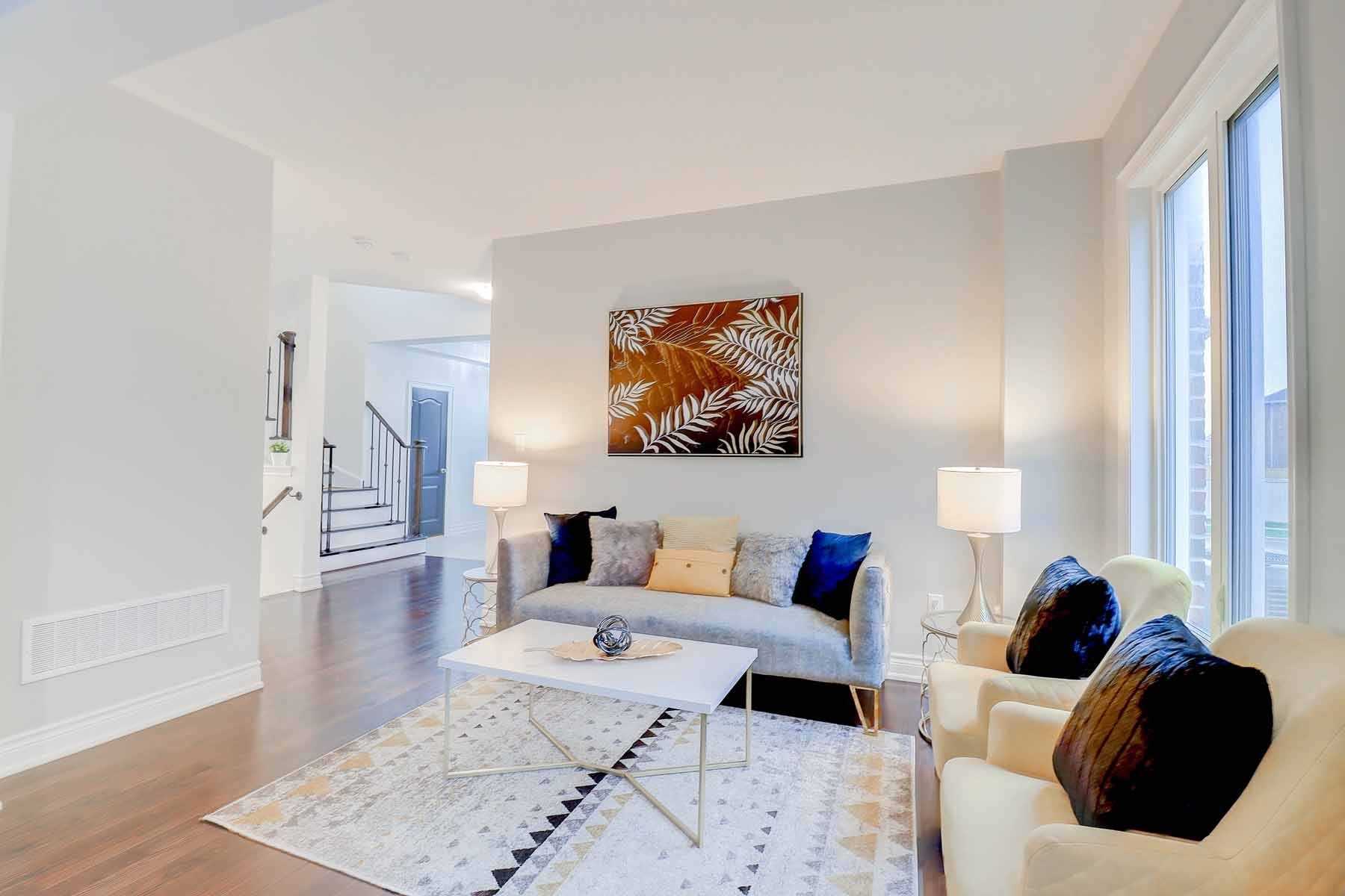 14 Empire Dr