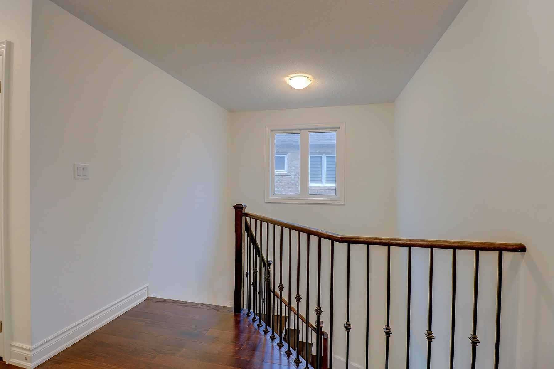 14 Empire Dr