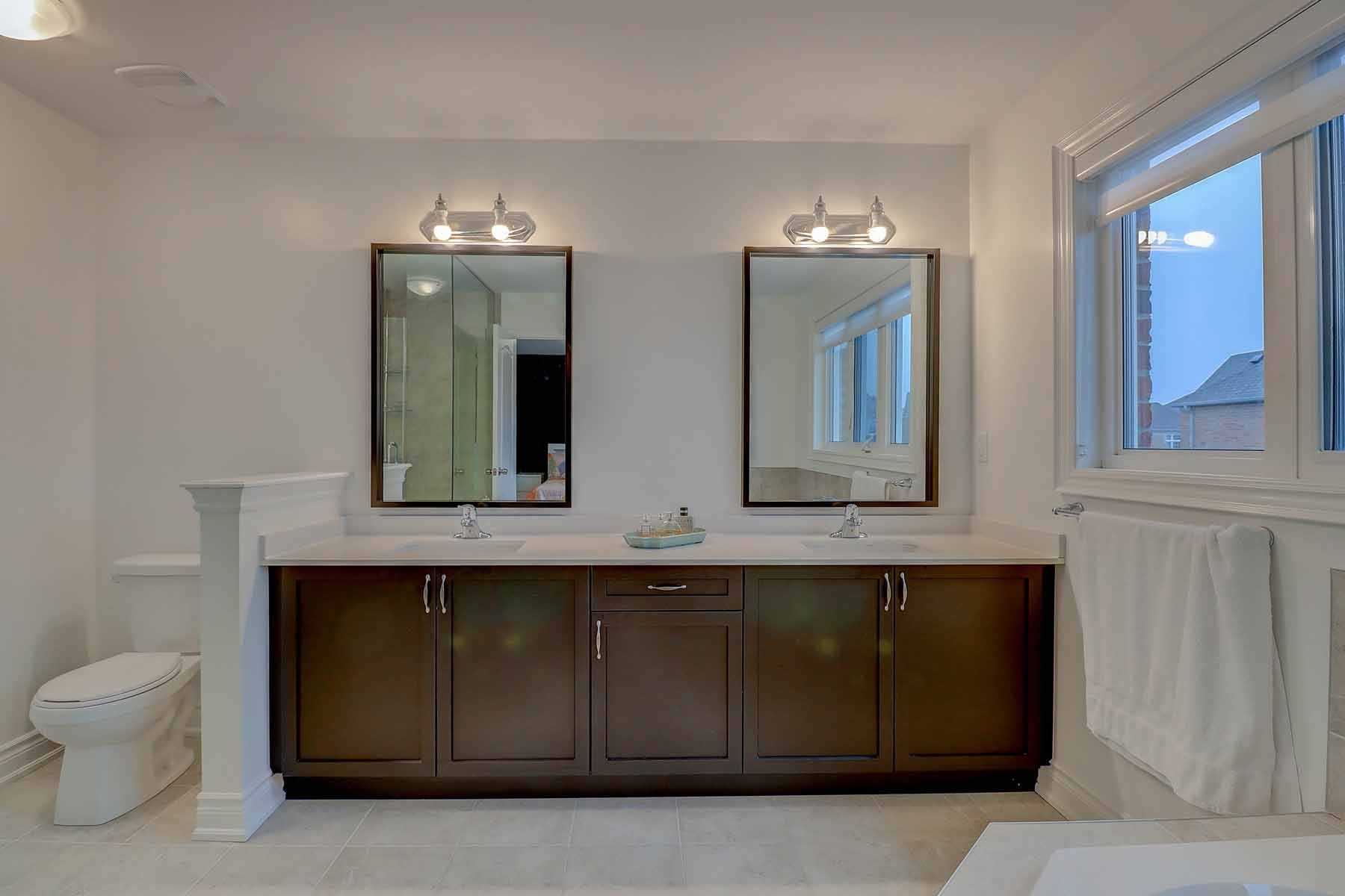 14 Empire Dr