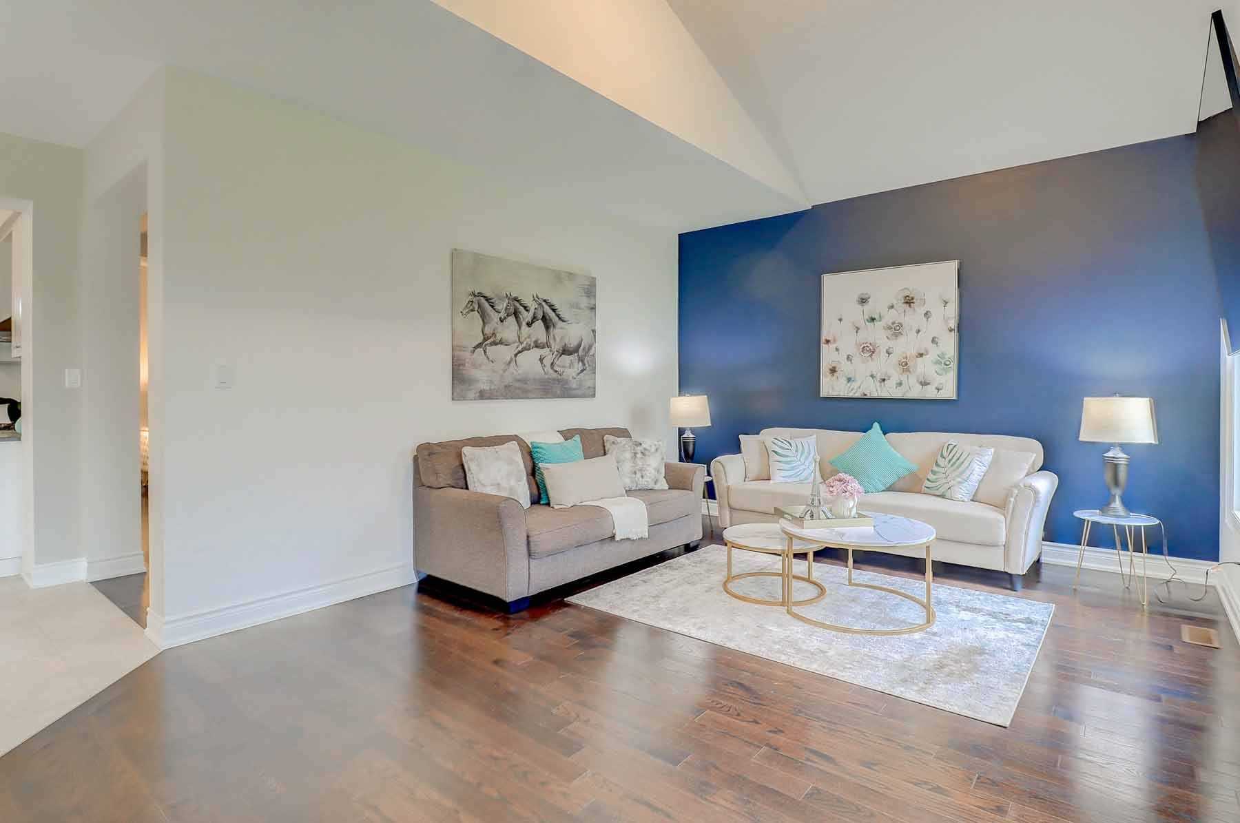 14 Empire Dr