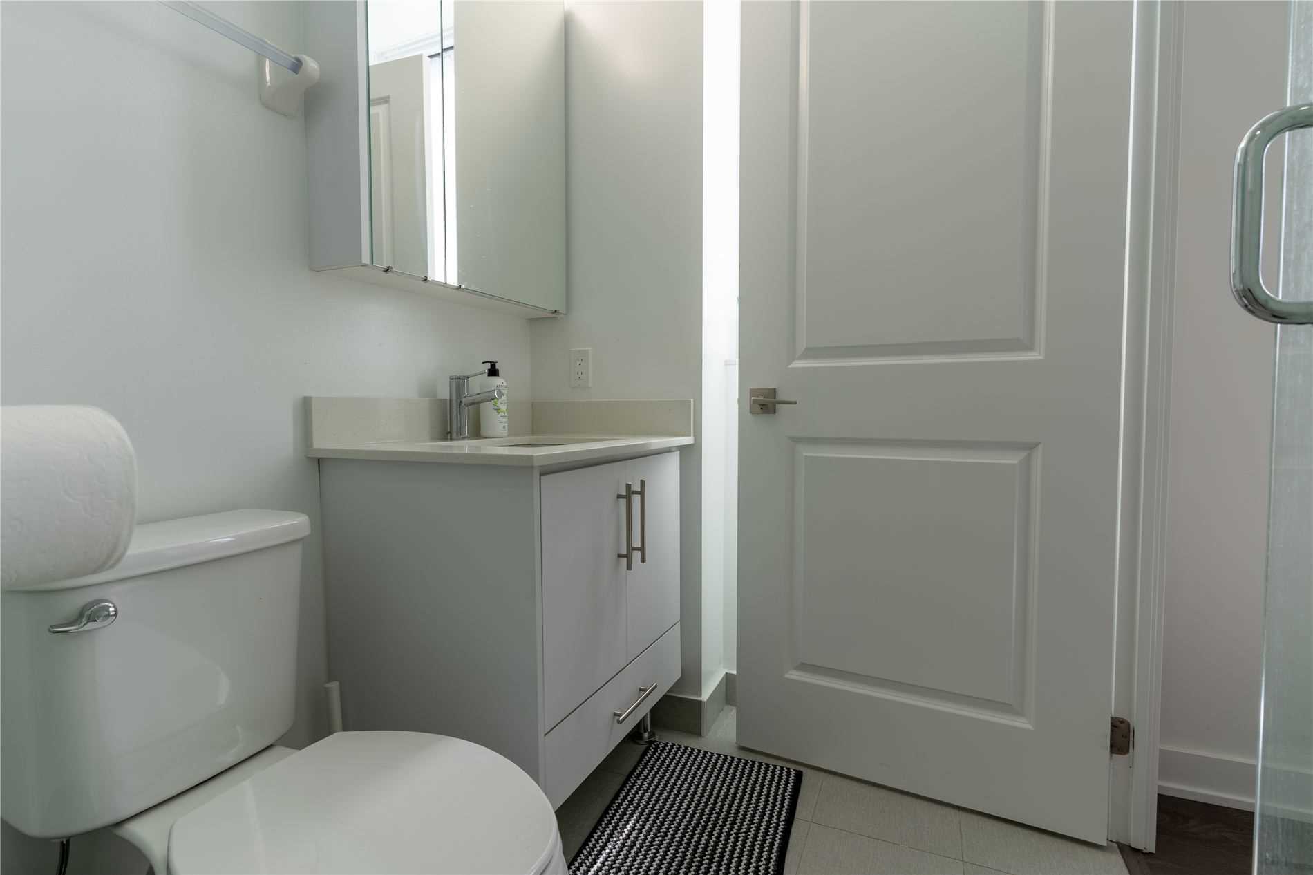 75 Oneida Cres, #410