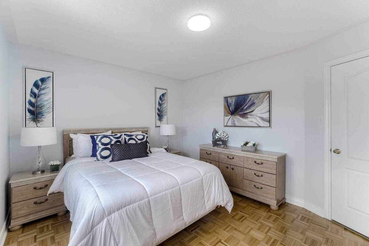 67 Wildberry Cres