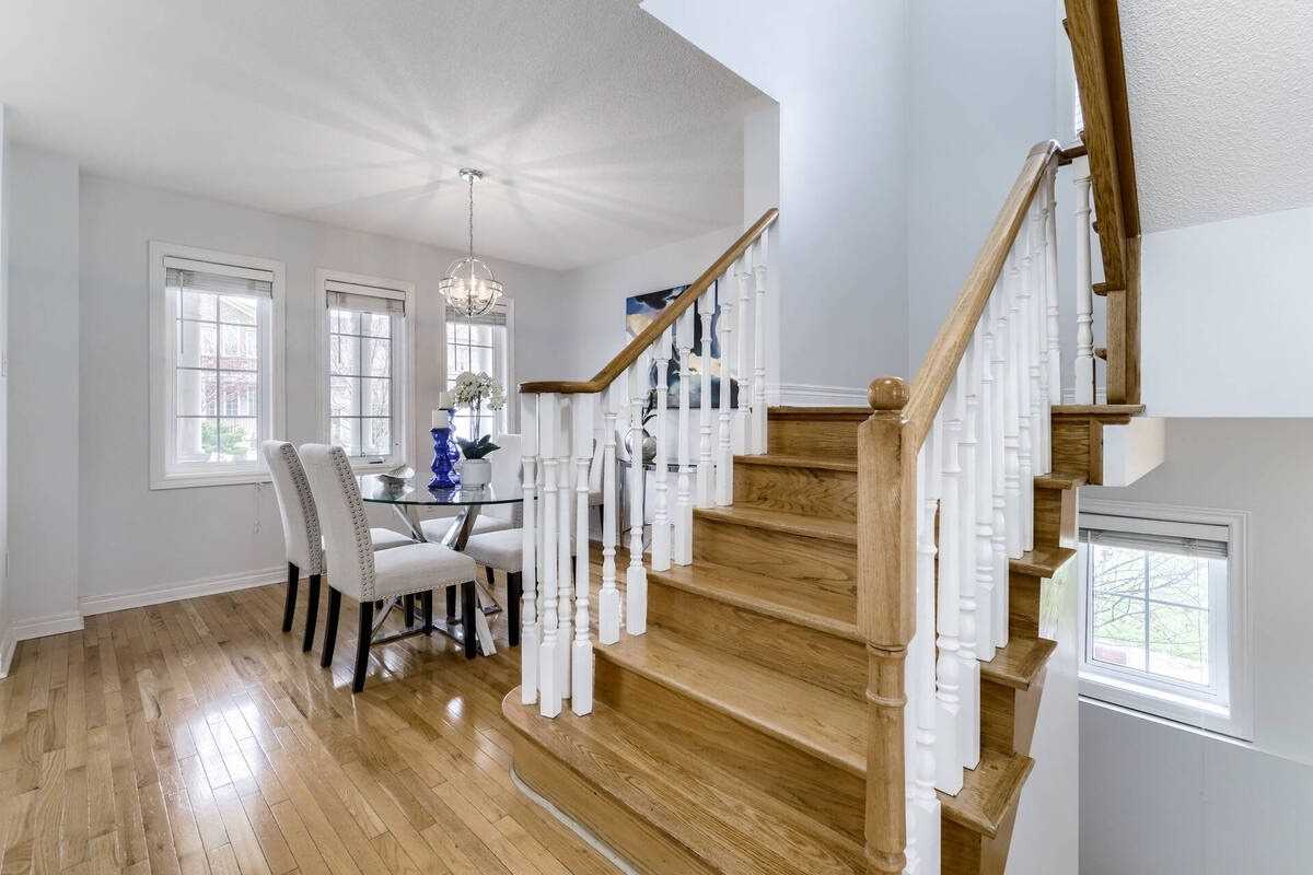 67 Wildberry Cres