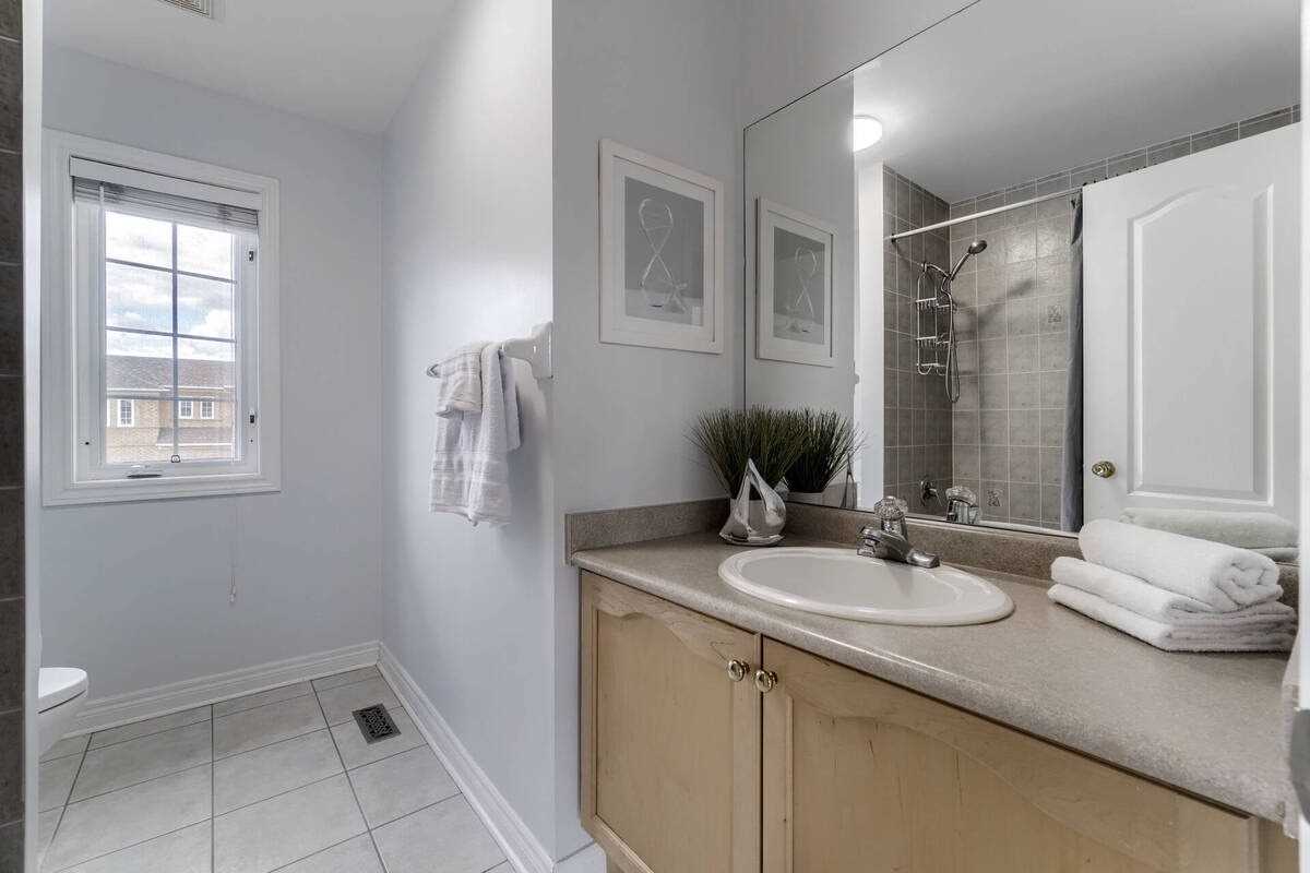 67 Wildberry Cres