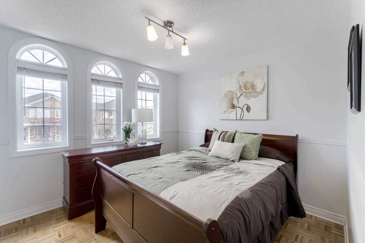 67 Wildberry Cres