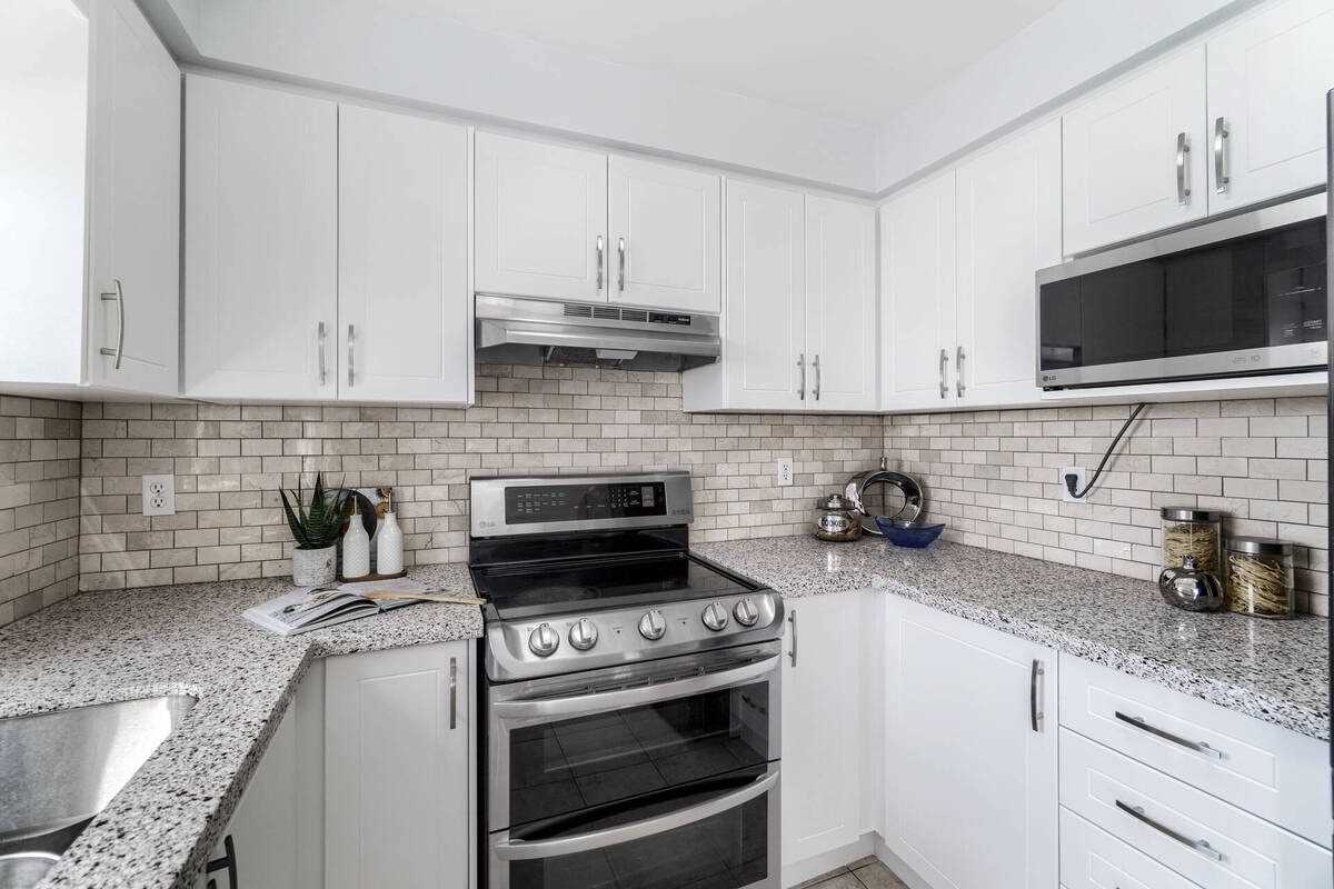 67 Wildberry Cres