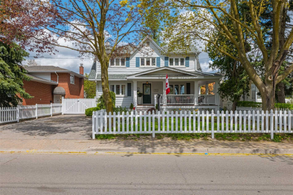 97 Centre St E, Richmond Hill