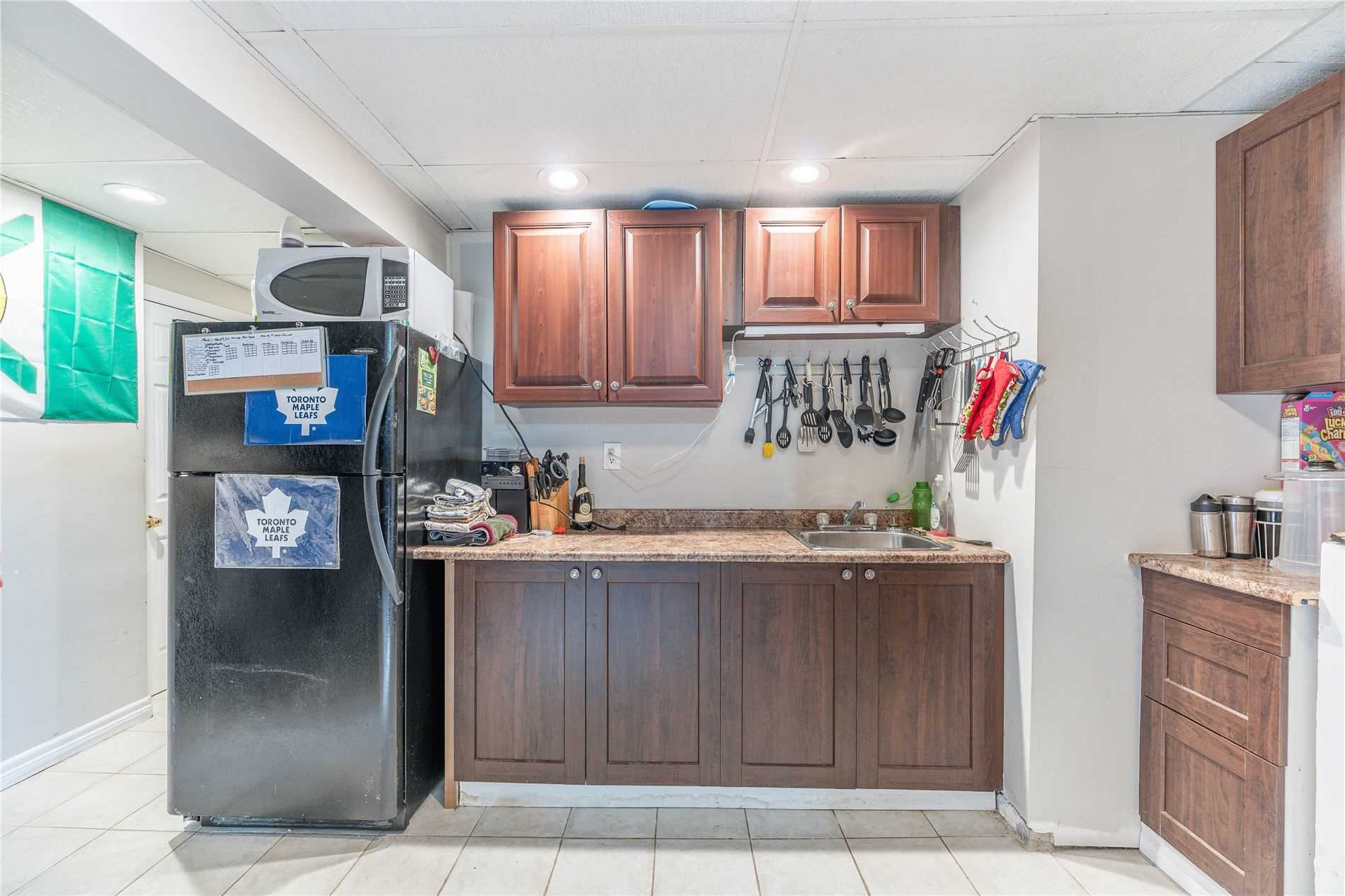61 Tecumseh Dr