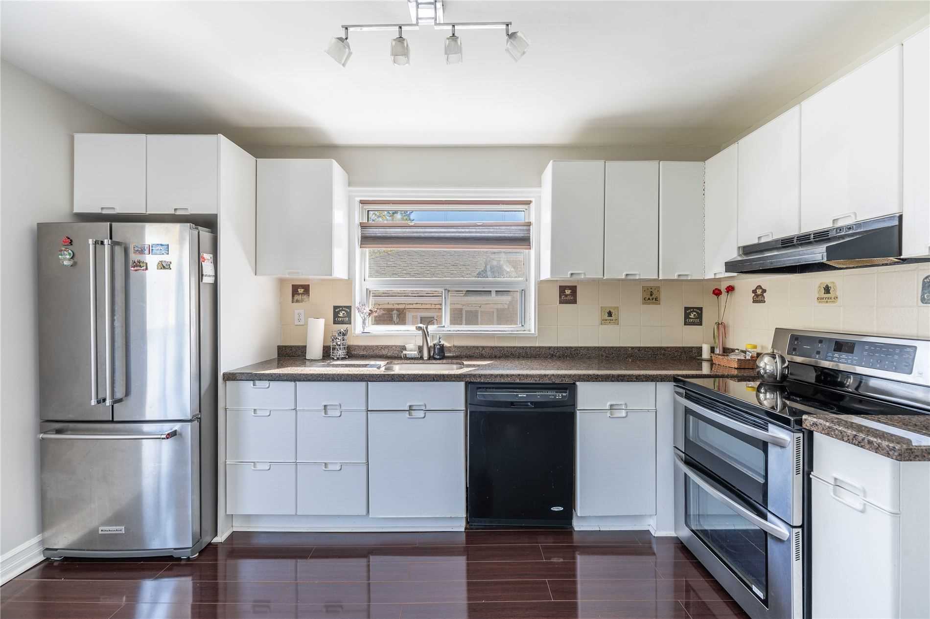 61 Tecumseh Dr