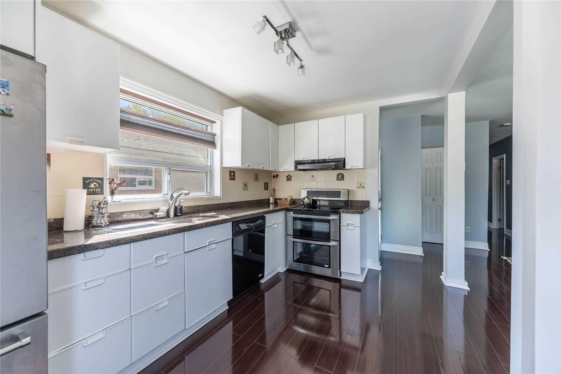 61 Tecumseh Dr