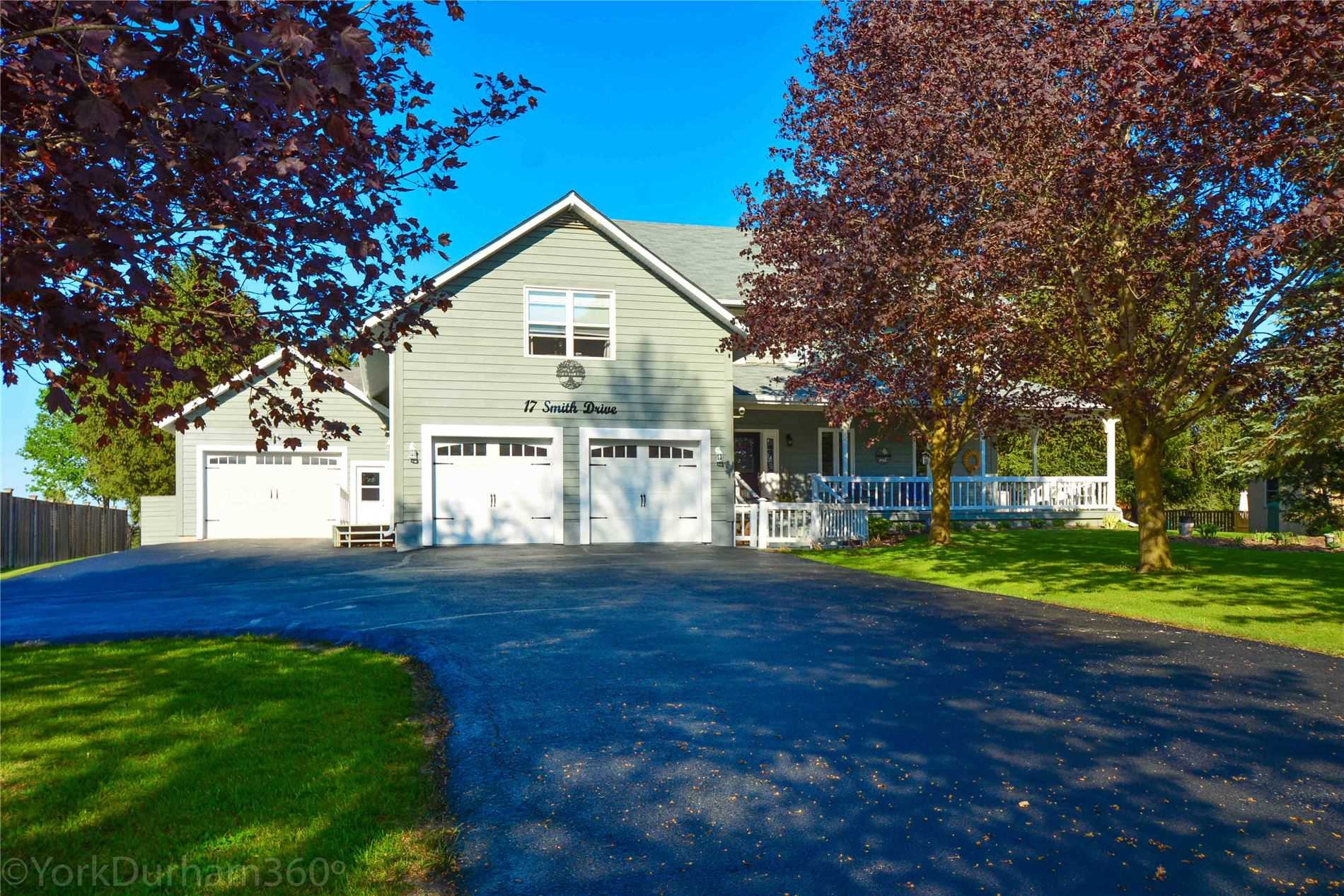 17 Smith Dr
